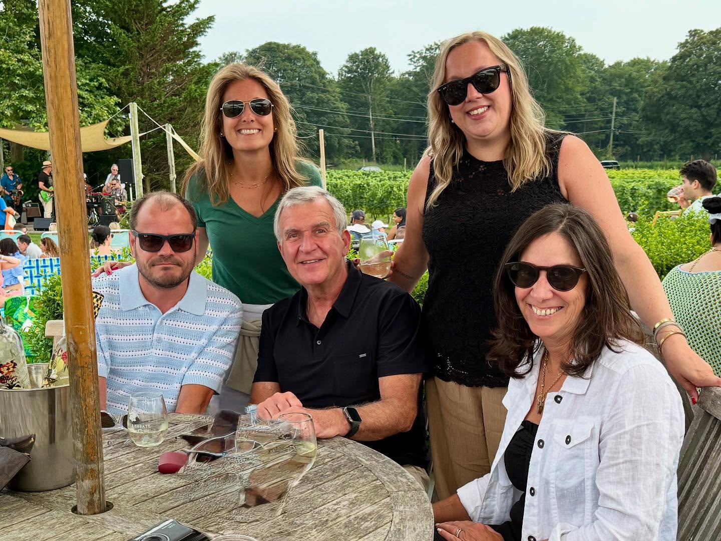 A weekend of Feast & Merriment! #sagharbor #cousin…